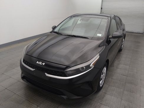 Used 2023 Kia Forte LX FWD image 15