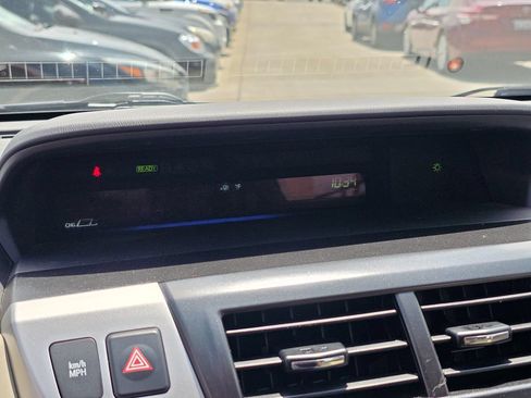 Used 2012 Toyota Prius V Three FWD image 31