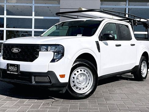 Used 2025 Ford Maverick XLT w/ Equipment Group 302A image 1