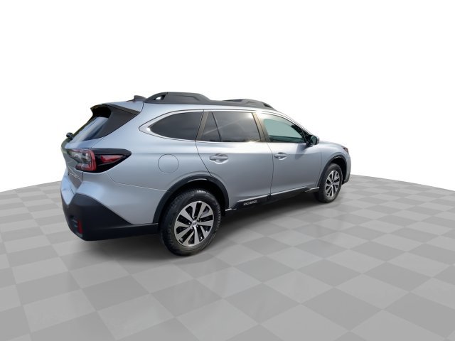 Used 2022 Subaru Outback Premium AWD/4WD image 2