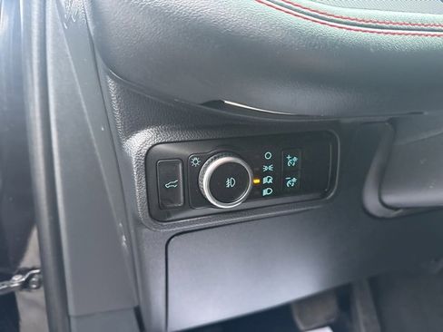 Certified 2025 Ford Explorer ST-Line w/ Premium Package image 8