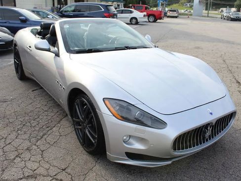 Used 2011 Maserati GranTurismo Convertible image 14