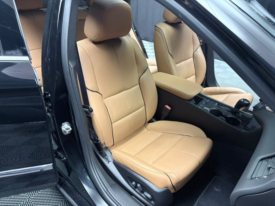 Used 2015 Chevrolet Impala LTZ FWD image 32