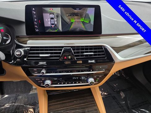 Used 2019 BMW 540i xDrive w/ M Sport Package image 22
