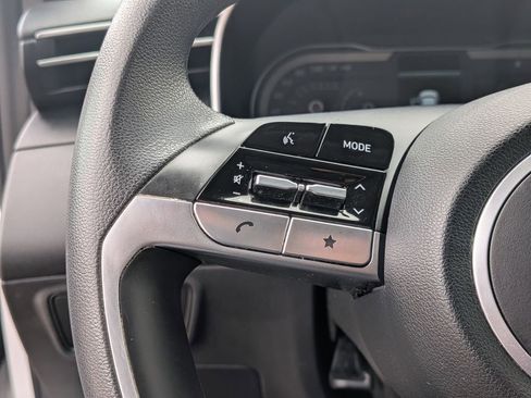 Certified 2023 Hyundai Tucson SEL w/ Winter Package AWD/4WD image 16
