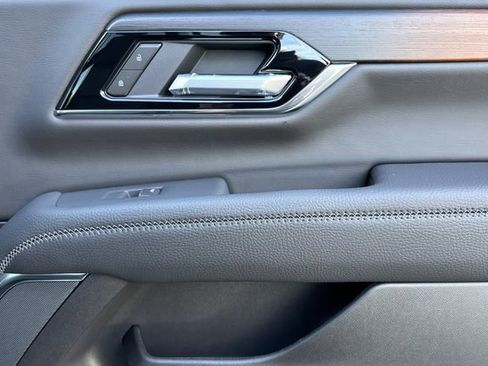 New 2026 GMC Yukon XL Denali w/ Sun & Power Step Package image 21