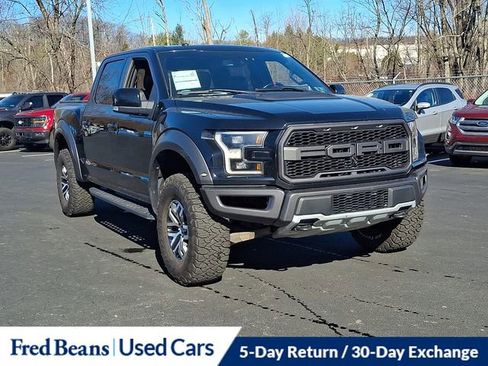 Certified 2018 Ford F150 Raptor w/ Equipment Group 802A Luxury image 2