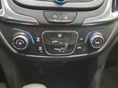 Used 2022 Chevrolet Equinox LT AWD/4WD image 21