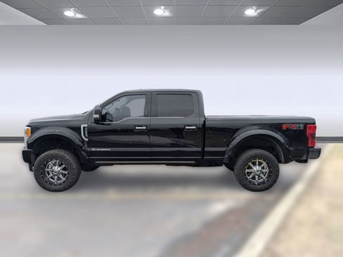 Used 2018 Ford F250 Limited w/ FX4 Off-Road Package image 2