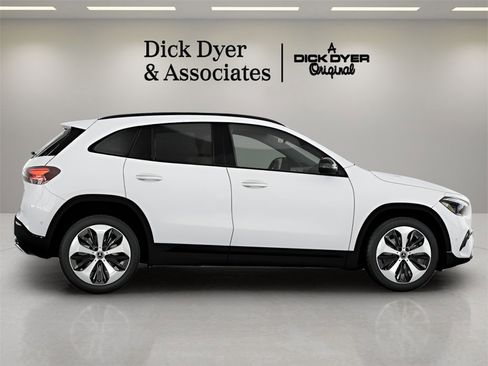 Used 2026 Mercedes-Benz GLA 250 image 6