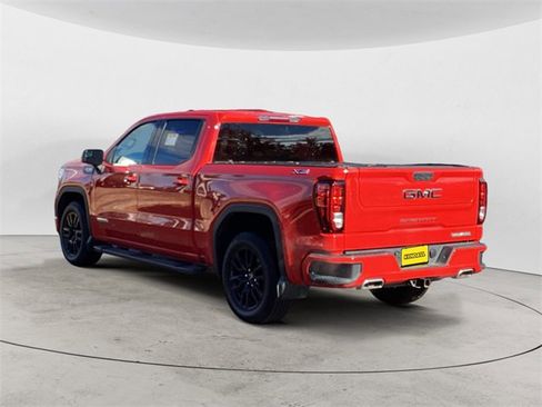 Used 2022 GMC Sierra 1500 Elevation image 3