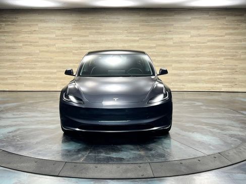 Used 2025 Tesla Model 3 Long Range RWD image 4