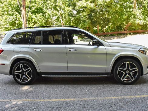 Used 2019 Mercedes-Benz GLS 550 4MATIC w/ Driver Assistance Package image 10