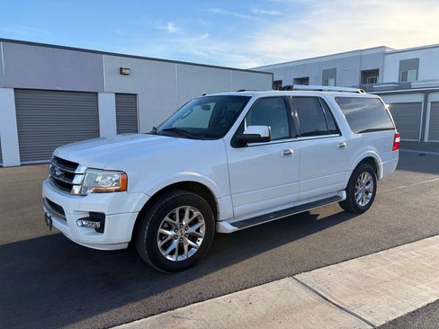 Used 2017 Ford Expedition EL Limited image 4