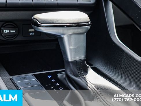 Used 2025 Hyundai Elantra Sport image 41