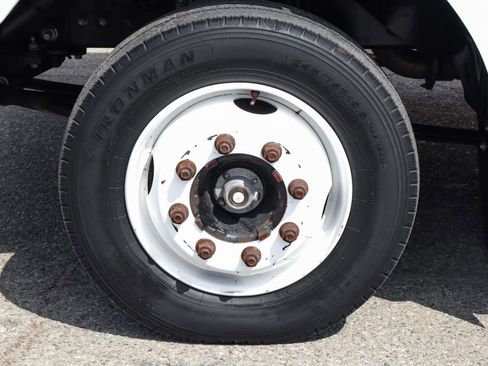 Used 2019 Ford F650 2WD Regular Cab Super Duty image 30