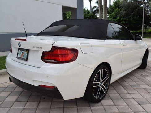 Used 2021 BMW 230i xDrive Convertible AWD/4WD image 7