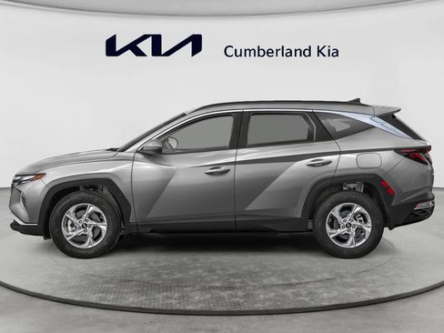 Used 2024 Hyundai Tucson SEL w/ Convenience Package FWD image 3