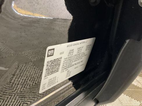 Used 2022 Chevrolet Traverse LT FWD image 31