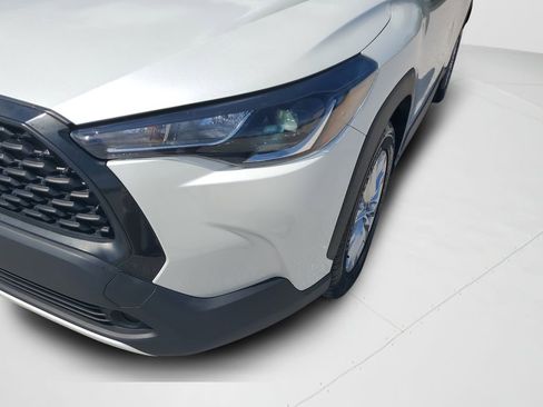 Used 2023 Toyota Corolla Cross LE FWD image 26