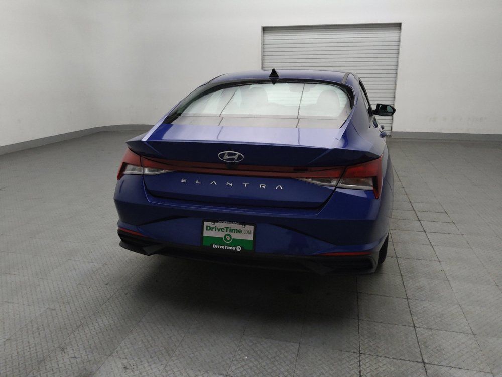 Used 2021 Hyundai Elantra SEL w/ Convenience Package FWD image 7