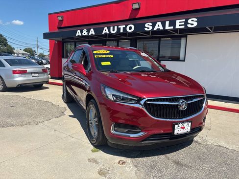 Used 2019 Buick Enclave Essence AWD/4WD image 1