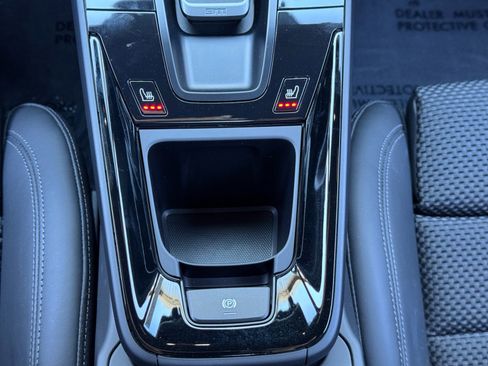 Used 2024 Porsche 911 Carrera T image 33