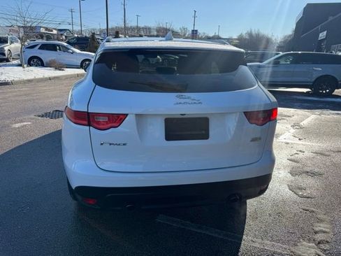 Used 2019 Jaguar F-PACE Prestige image 9