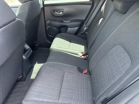 Used 2023 Honda HR-V LX image 21