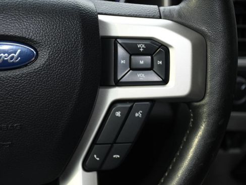 Used 2019 Ford F250 Lariat w/ Lariat Ultimate Package AWD/4WD image 29