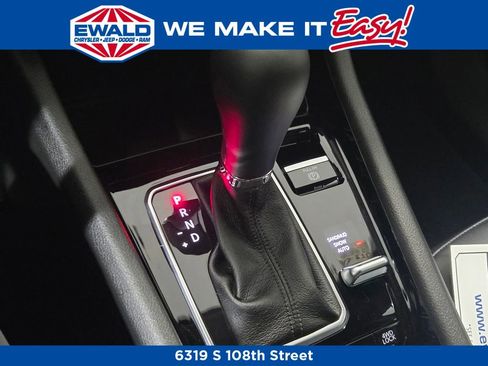 New 2026 Jeep Compass Limited AWD/4WD image 7