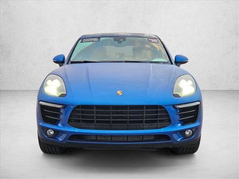 Used 2018 Porsche Macan image 2