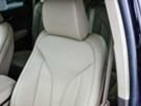 Used 2023 Lincoln Nautilus AWD w/ Premium Package image 24