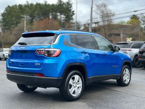 Used 2022 Jeep Compass Latitude w/ Convenience Group AWD/4WD image 6
