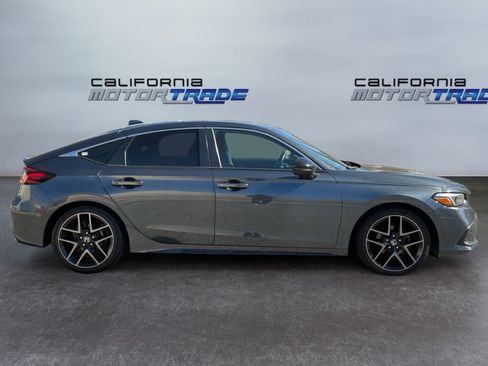 Used 2022 Honda Civic Sport Touring image 4