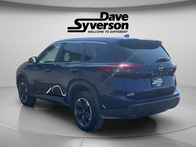 Used 2025 Nissan Rogue SV AWD/4WD image 3