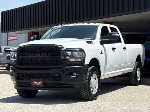 Used 2023 RAM 3500 Tradesman w/ Special Service Vehicle Group AWD/4WD image 3