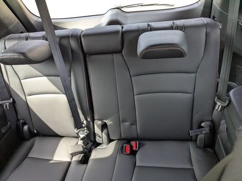 Certified 2022 Honda Pilot TrailSport image 37