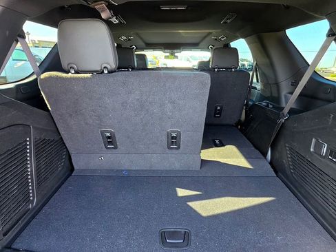 Used 2022 Chevrolet Tahoe RST w/ Luxury Package image 11