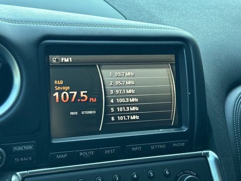 Used 2009 Nissan GT-R Premium image 14