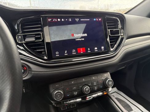 Used 2022 Dodge Durango GT image 16