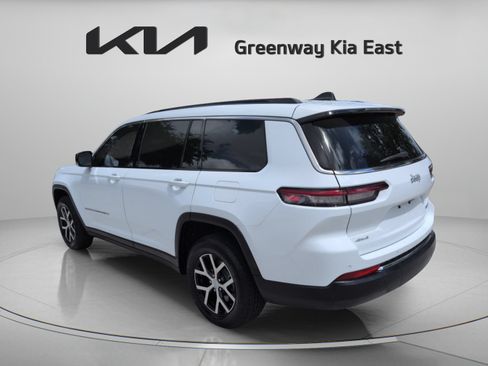Used 2025 Jeep Grand Cherokee L Limited w/ Trailer Tow Package AWD/4WD image 8
