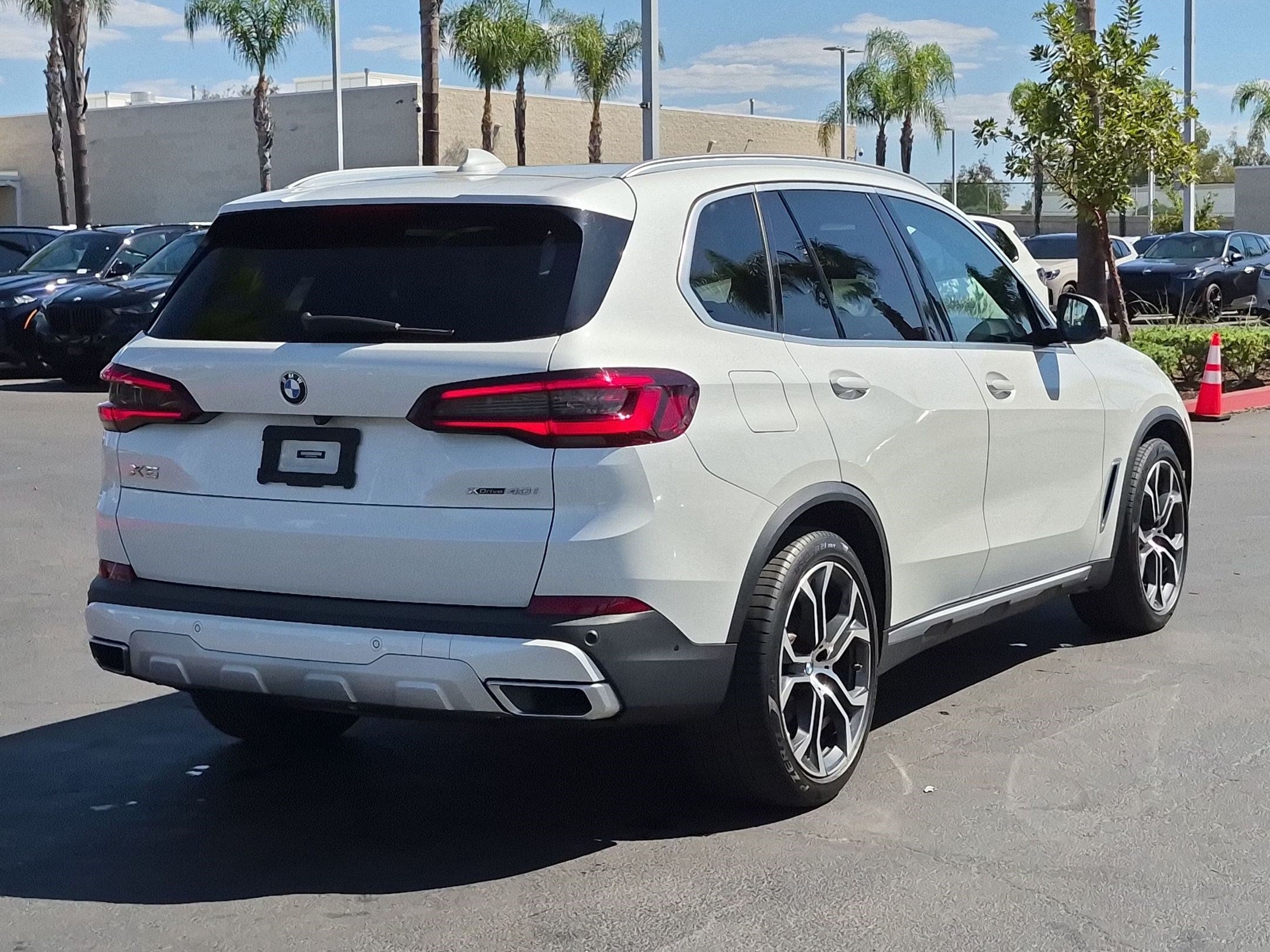 Certified 2022 BMW X5 xDrive40i w/ Climate Comfort Package AWD/4WD image 10