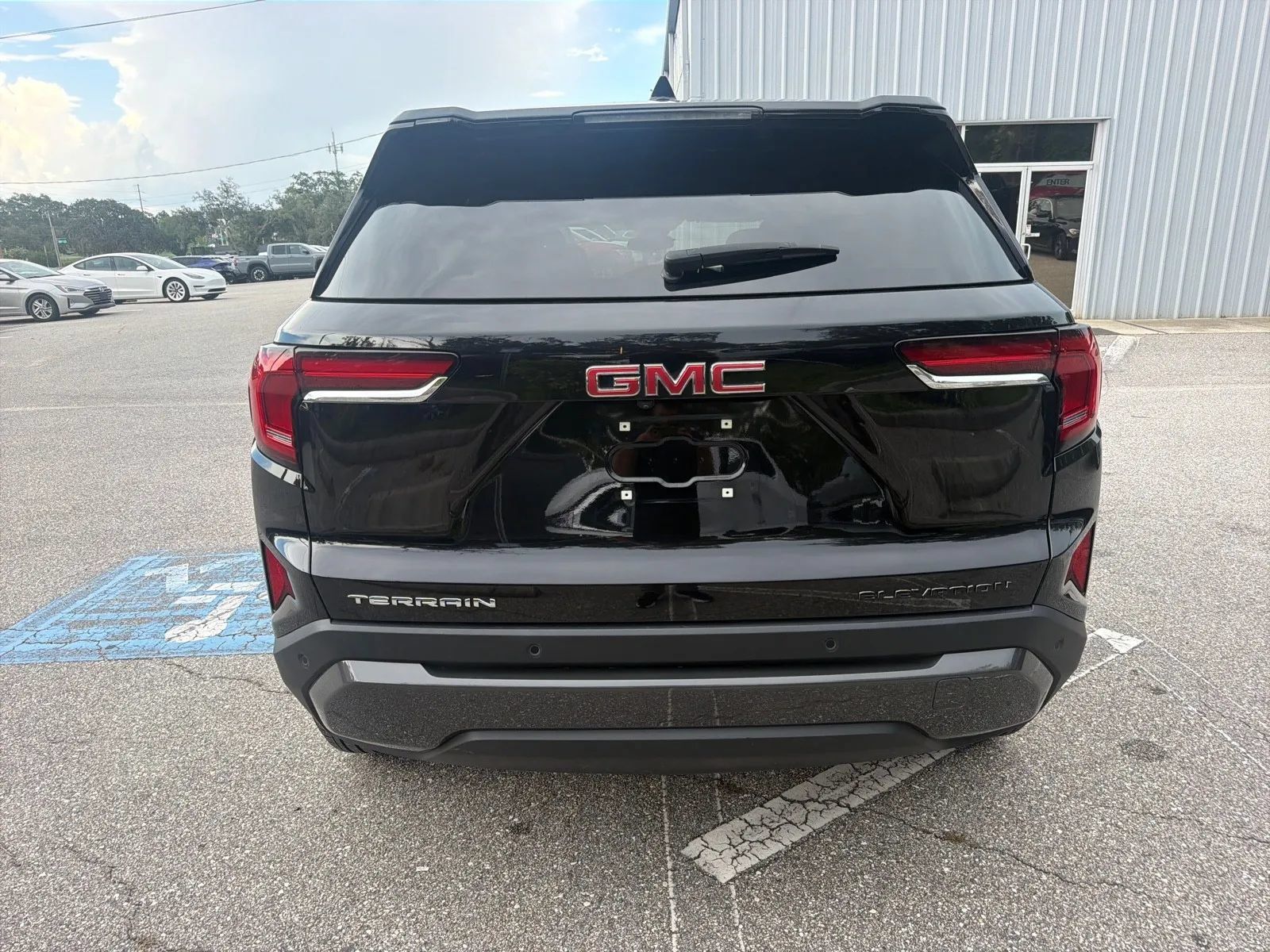 Used 2025 GMC Terrain Elevation FWD image 8