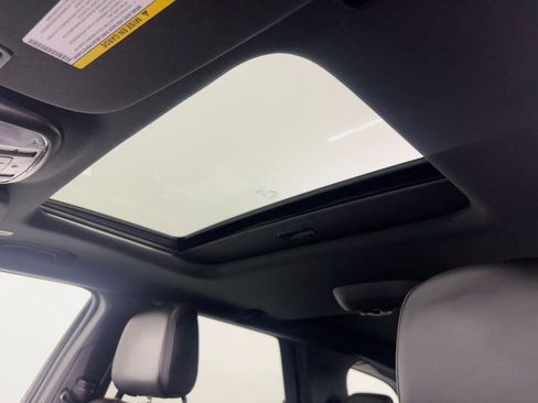 Used 2024 Dodge Durango GT image 15