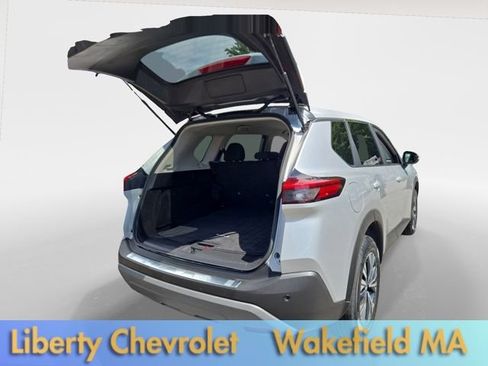 Used 2023 Nissan Rogue SV AWD/4WD image 21
