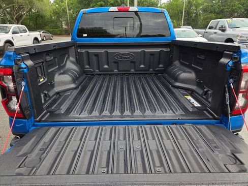 Used 2025 Ford Ranger Lariat w/ Chrome Accent Package AWD/4WD image 19