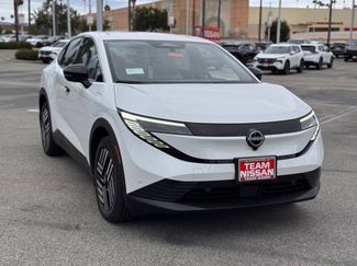 New 2026 Nissan Leaf SV+ w/ Illuminated Package FWD video 2