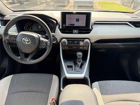 Used 2024 Toyota RAV4 XLE image 16