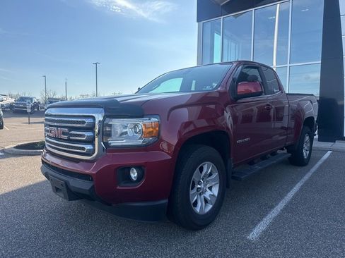 Used 2017 GMC Canyon SLE w/ SLE Convenience Package RWD image 4